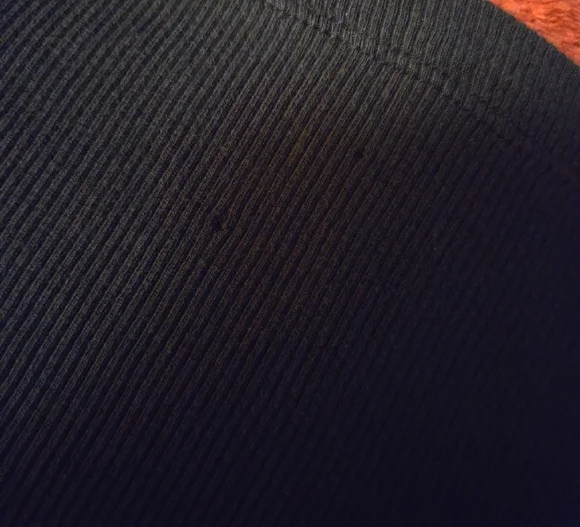 Black Fitted Graphic Sleeveless Tank Top - Picture 3 of 4